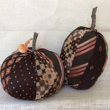 Load image into Gallery viewer, Squat Men's Ties Pumpkin Dark Brown Orange