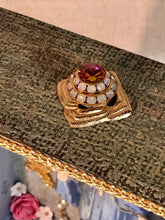 Load image into Gallery viewer, Cigar Box Nicho Shrine Virgin Mary Rosary