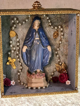 Load image into Gallery viewer, Cigar Box Nicho Shrine Virgin Mary Rosary