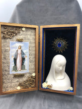 Load image into Gallery viewer, Nicho Shrine Portable Altar Mary Deep Blue
